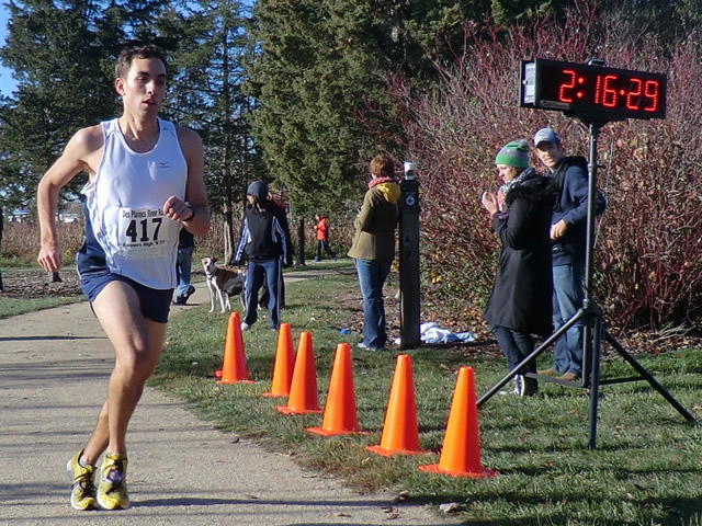 Early Morning - Saturday October 20, 2012 : Start of the DPR Trail Half-Marathon