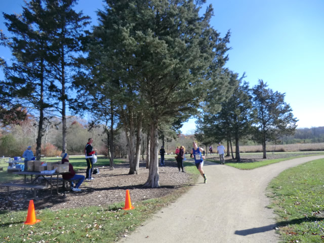 Saturday October 20, 2012 : Finish of the DPR Trail Half-Marathon