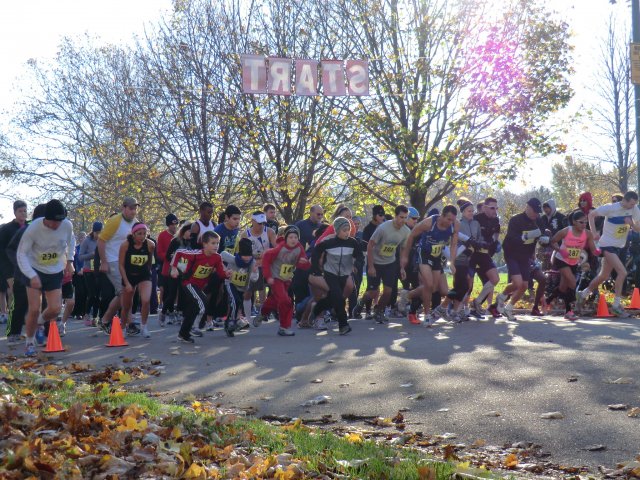 Start of the 5-Km Main Event : Saturday October 27, 2012