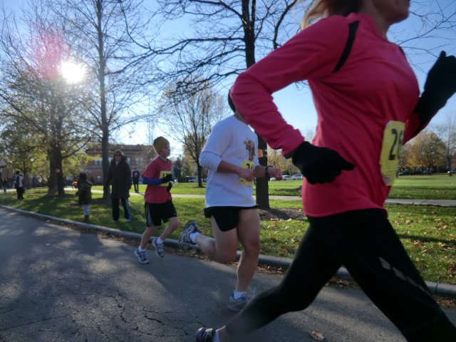 Race Action of the 5-Km Main Event : Saturday October 27, 2012