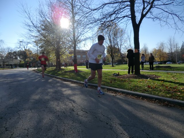 Race Action of the 5-Km Main Event : Saturday October 27, 2012