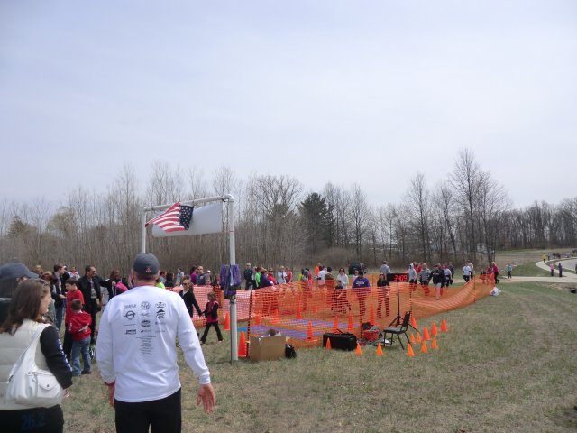 Sunday April 21, 2013 : Fourever Friends 4-Mile Race & 2-Mile Walk