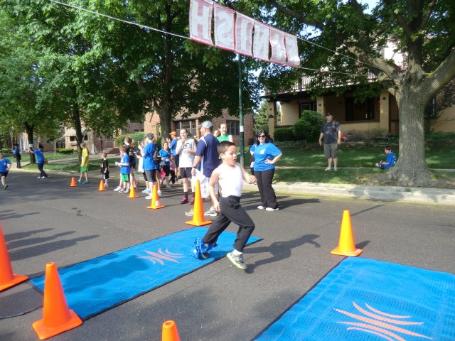 Saturday May 18, 2013 - Pony Gallop 1K