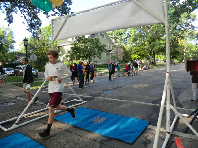 Finishers of the SFX Run for Haiti 5K