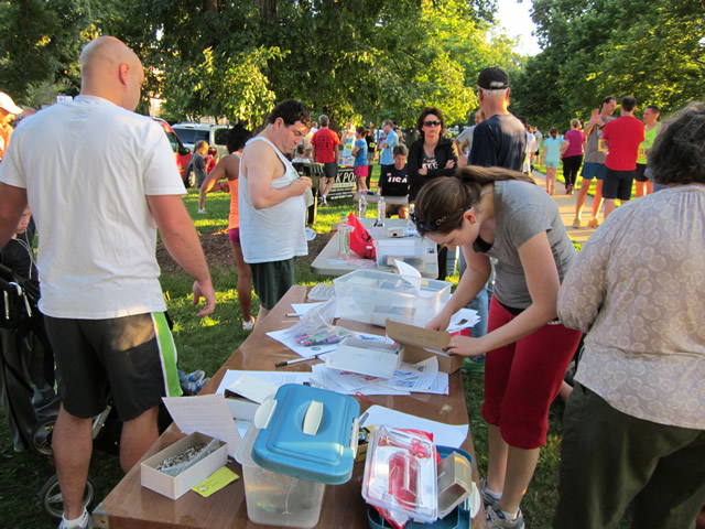 Runners prepare : Race Gathering