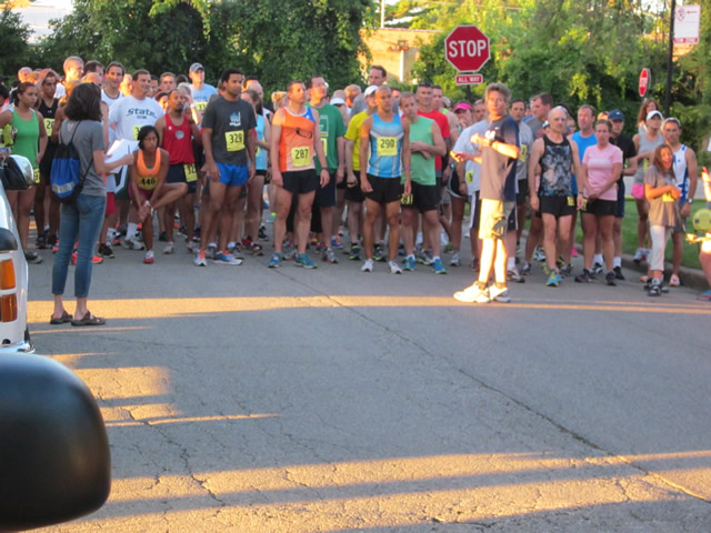 Start of the 5-Km Featured Event