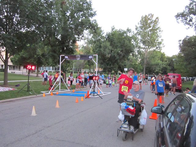 Thrills at the finish of the Chicago Full Moon 5-Km