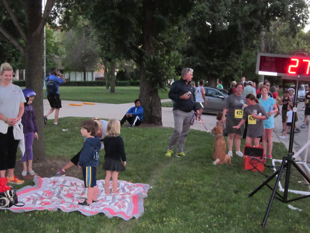 Thrills at the finish of the Chicago Full Moon 5-Km
