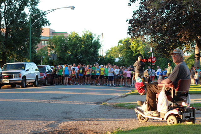 Start of the 5-Km Featured Event