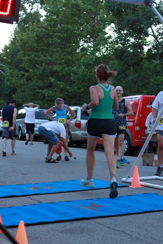 Thrills at the finish of the Chicago Full Moon 5-Km