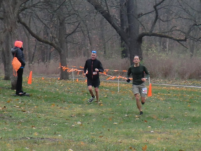 Bruce Spottiswoode leads Jeff Clinton into the finish area of Palos Park Woods-North