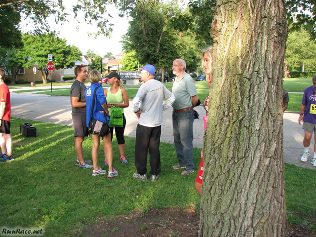 Pre-race gathering of runners and volunteers