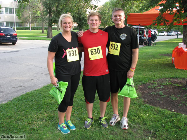 Pre-race gathering of runners and volunteers