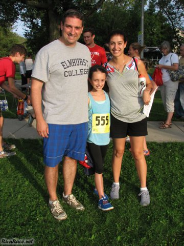 Pre-race gathering of runners and volunteers