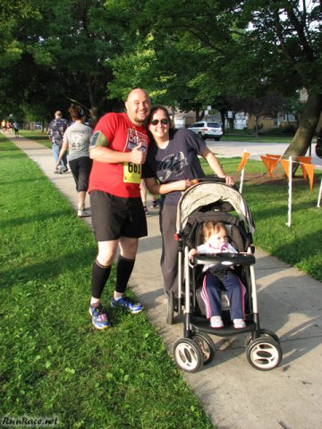 Pre-race gathering of runners and volunteers