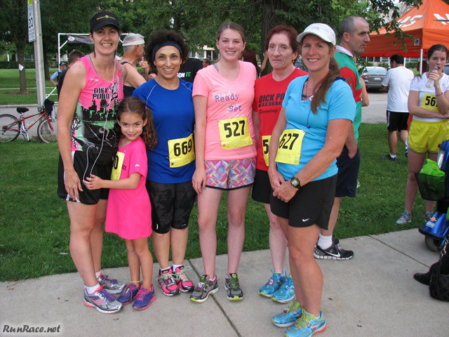 Pre-race gathering of runners and volunteers