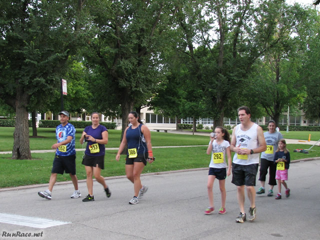 Pre-race gathering of runners and volunteers