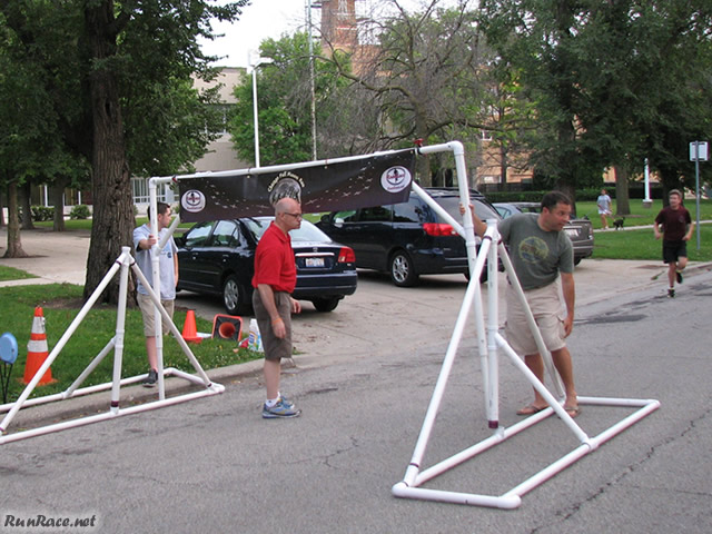 All runners on on course!