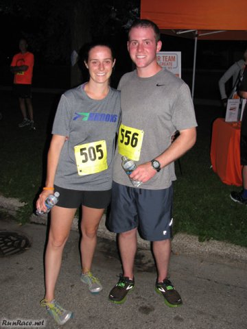 Chicago Full Moon Run action near the finish line
