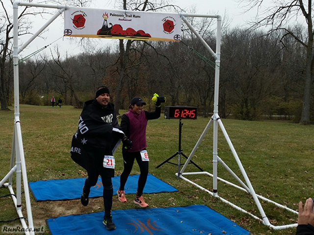 Ricardo Diaz and Claudia Soria Celebrate their 50-Km Finish : Saturday November 15, 2014