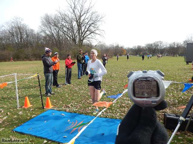 Women's Open Champion Laura Batterink of Evanston Running Club : Sunday November 9, 2014