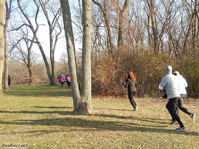 Starting the Parade Loop of Devonian Fall 50-Km : Saturday November 15, 2014