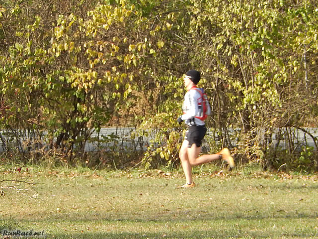Running the Outbound Parade Loop of Devonian Fall 25-Km : Saturday November 15, 2014