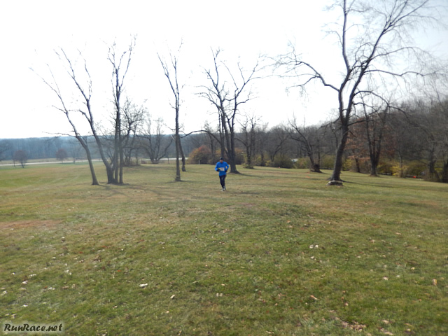 50-Km Runners Complete their First Lap : Saturday November 15, 2014