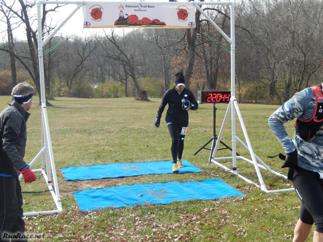 50-Km Runners Complete their First Lap : Saturday November 15, 2014