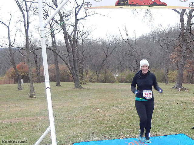 25-Km Runner, Kylene Young Chases her Ultra-friend Tammy to the Finish : Saturday November 15, 2014