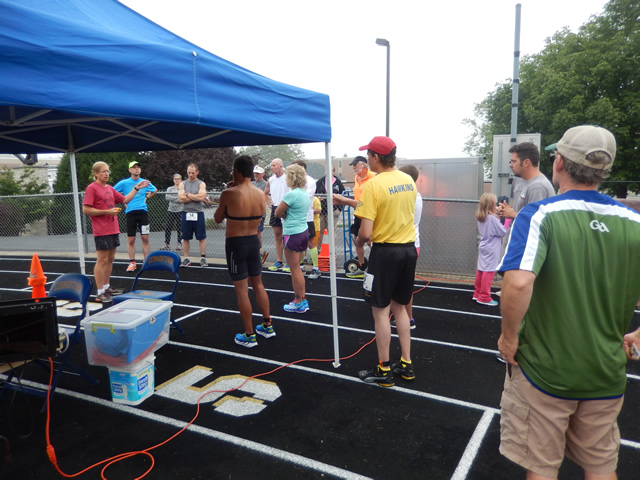 Early hours of the BLS 24-12-6 Hour track ultra run.