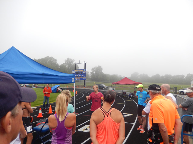 Early hours of the BLS 24-12-6 Hour track ultra run.