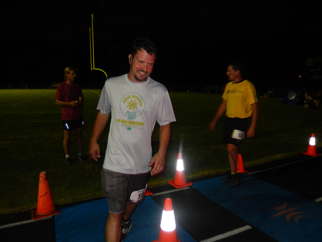 A surge in action as night time runners take to the track.