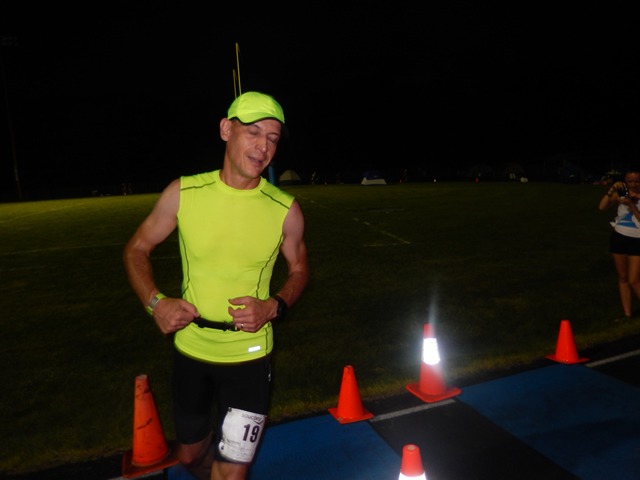 A surge in action as night time runners take to the track.