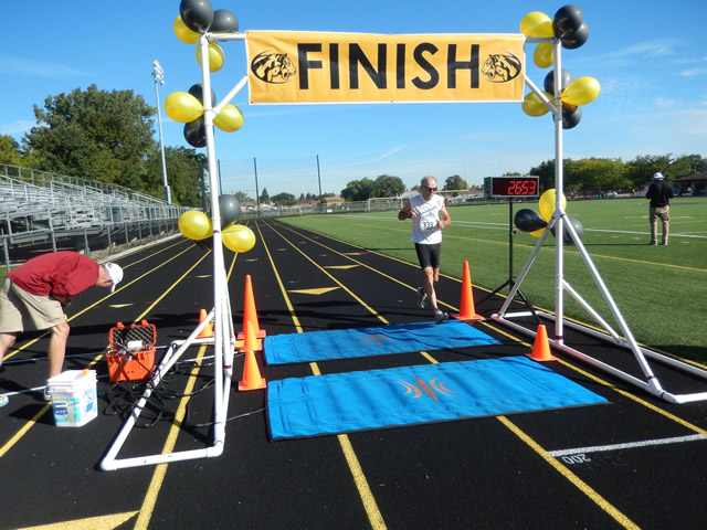 Race Action from the Sixth Annual Tiger Tear 5k : Sunday September 20, 2015