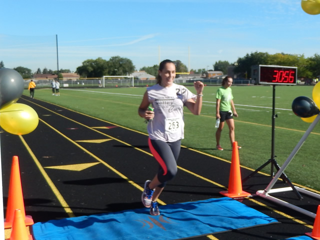 Race Action from the Sixth Annual Tiger Tear 5k : Sunday September 20, 2015