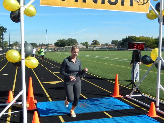 Race Action from the Sixth Annual Tiger Tear 5k : Sunday September 20, 2015