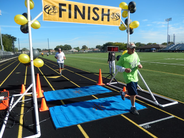 Race Action from the Sixth Annual Tiger Tear 5k : Sunday September 20, 2015