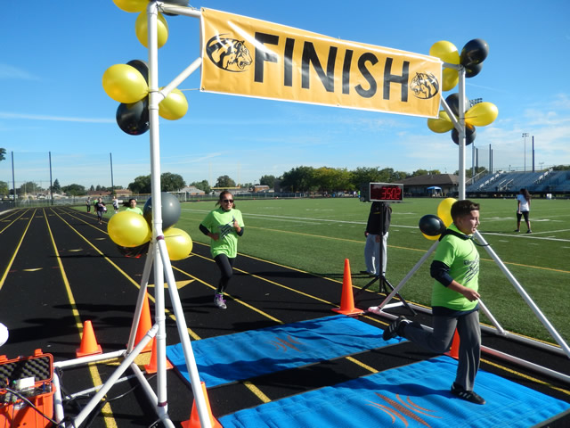 Race Action from the Sixth Annual Tiger Tear 5k : Sunday September 20, 2015