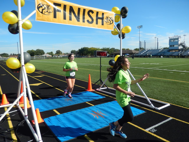 Race Action from the Sixth Annual Tiger Tear 5k : Sunday September 20, 2015