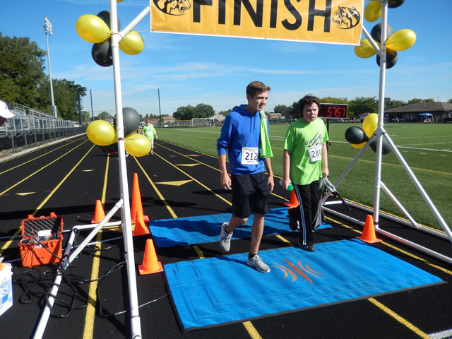 Race Action from the Sixth Annual Tiger Tear 5k : Sunday September 20, 2015