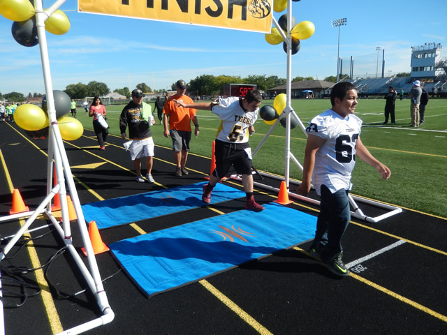 Race Action from the Sixth Annual Tiger Tear 5k : Sunday September 20, 2015