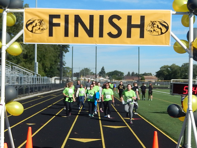 Race Action from the Sixth Annual Tiger Tear 5k : Sunday September 20, 2015