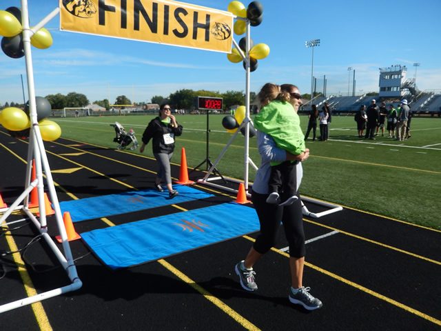 Race Action from the Sixth Annual Tiger Tear 5k : Sunday September 20, 2015