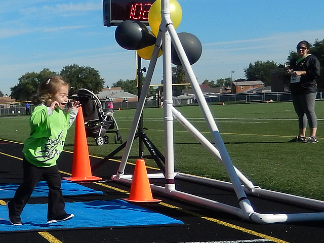 Race Action from the Sixth Annual Tiger Tear 5k : Sunday September 20, 2015