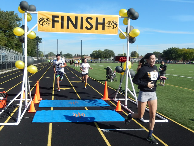 Race Action from the Sixth Annual Tiger Tear 5k : Sunday September 20, 2015