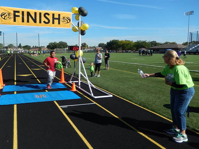 Race Action from the Sixth Annual Tiger Tear 5k : Sunday September 20, 2015