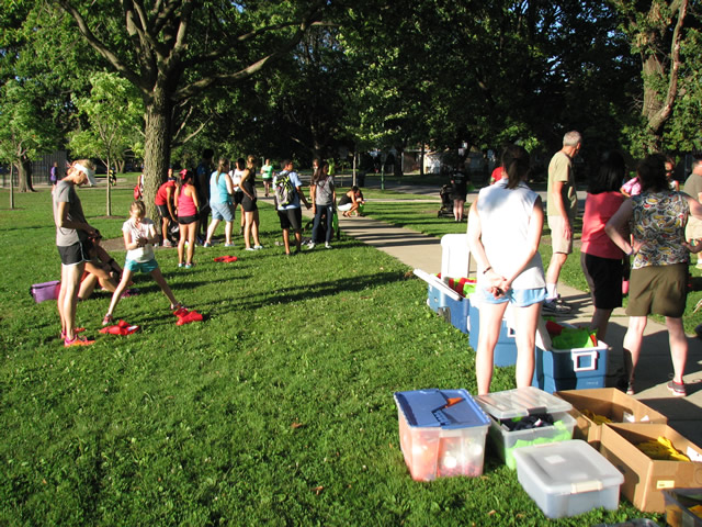 Pre-race bustle : Wednesday July 29th
