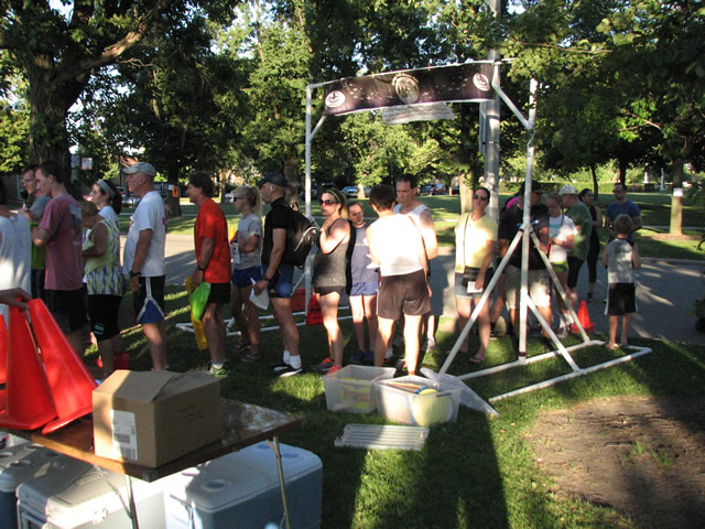 Pre-race bustle : Wednesday July 29th