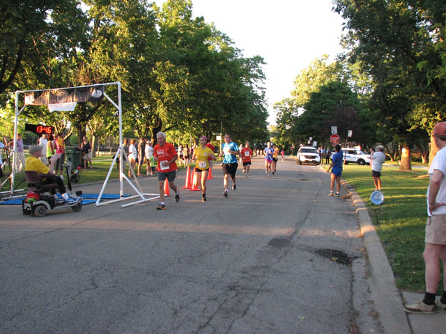 Race Action Near the Finish Area : Wednesday July 29th